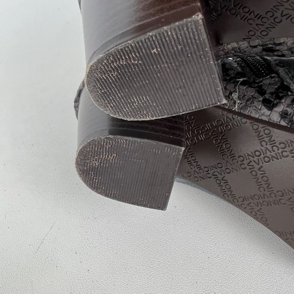 Vionic Naomi Womens Suede Snake Print Water Resistant Ankle Boots Gray size 6.5 - Picture 15 of 16